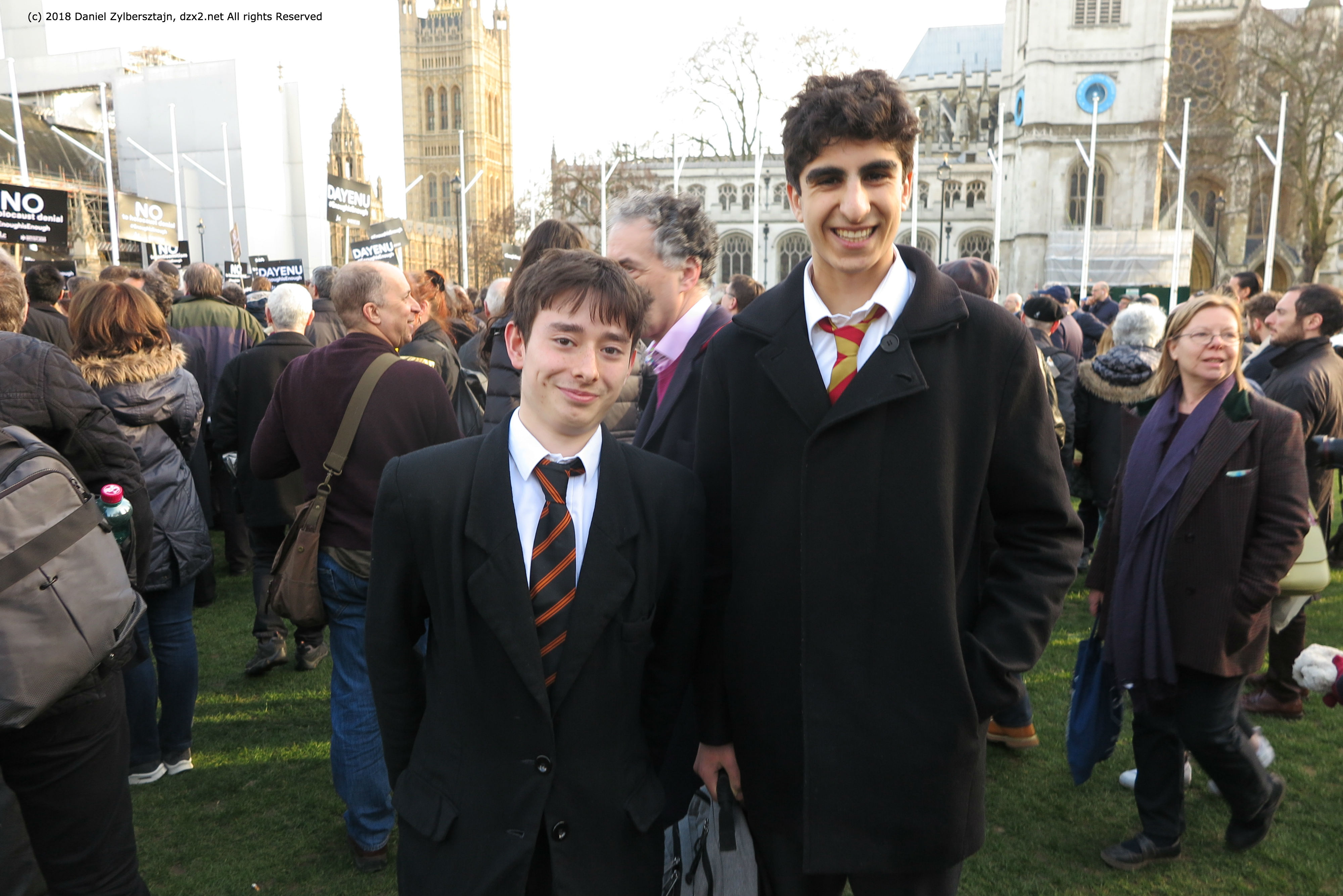 Jungkonservativen Liam Sanderson 18 Keyvan Farmanfarmaian 17 Cobyn fehlt die Fähigkeit Antisemituismus ausrechend zu verurteilen IMG_0333